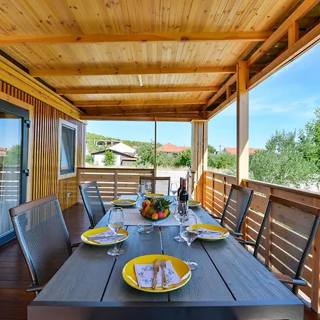 Appartement Mobil House Nevera 2 *