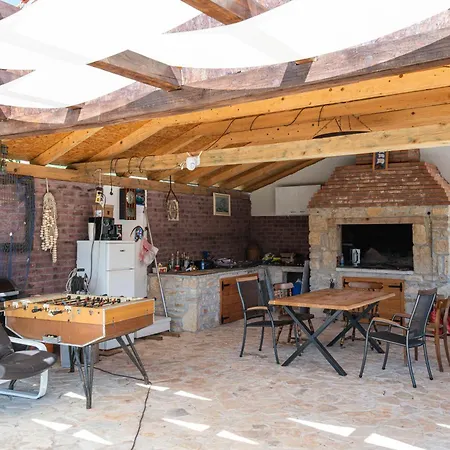 Mobil House Nevera 2 Banj