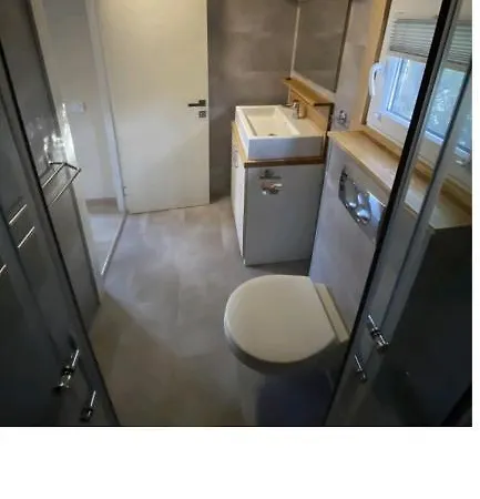 Mobil House Nevera 2 Apartman Banj