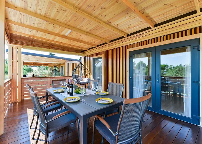 Апартаменты Mobil House Nevera 2 Banj